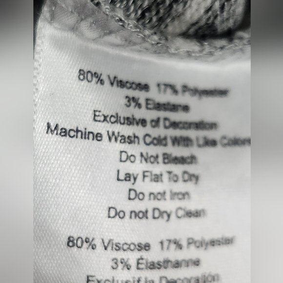 Sweater - Picture 6 of 6